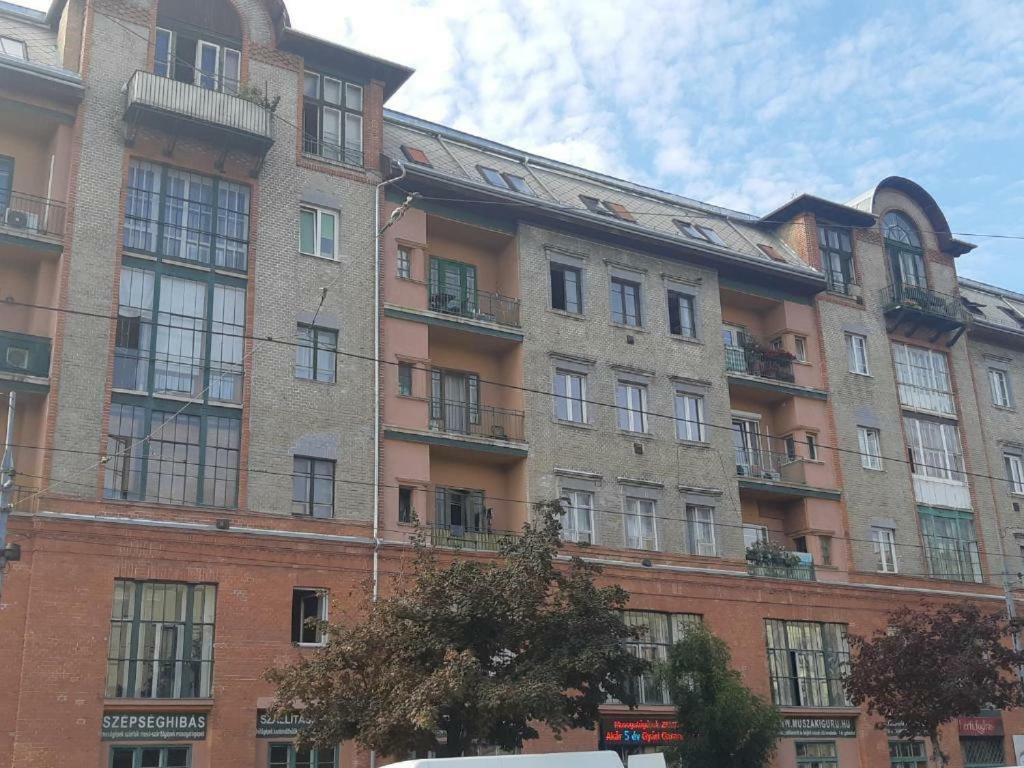 Hangulatos studió lakás Budapeste Exterior foto